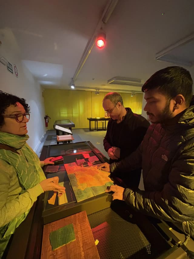 Our Founder Abhishek Shahi along with Fanny and Danny are trying to solve the tactile map puzzle of Spain made from wood.